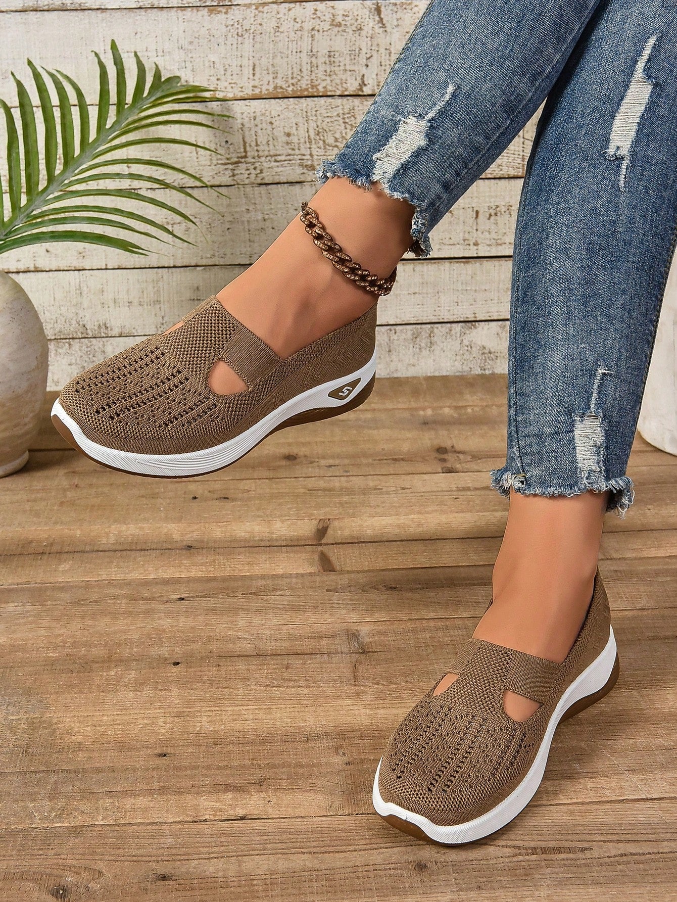 Nicole - Lightweight Orthopedic Summer Shoes